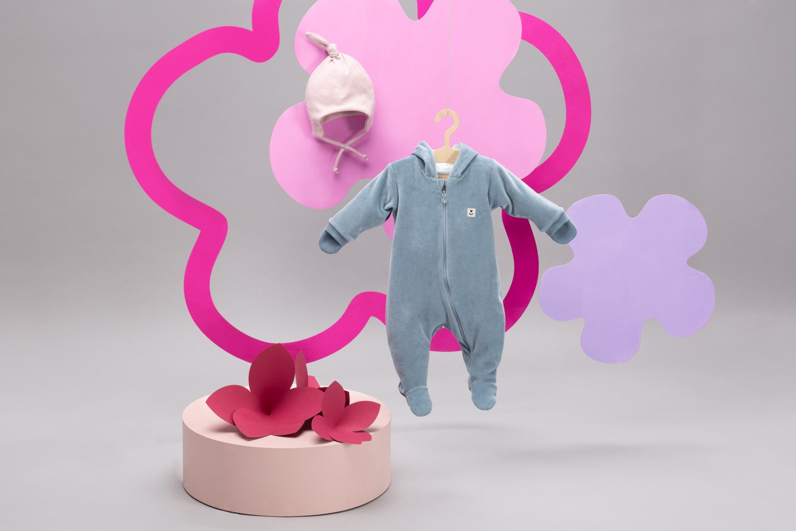 Czapka Niemowlęca Wiązana Różowa Romantic